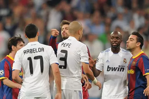 بداية موفقة.. بيكيه يشعل خلافه مع أربيلوا بعد سقوط ريال مدريد في كأس الملك